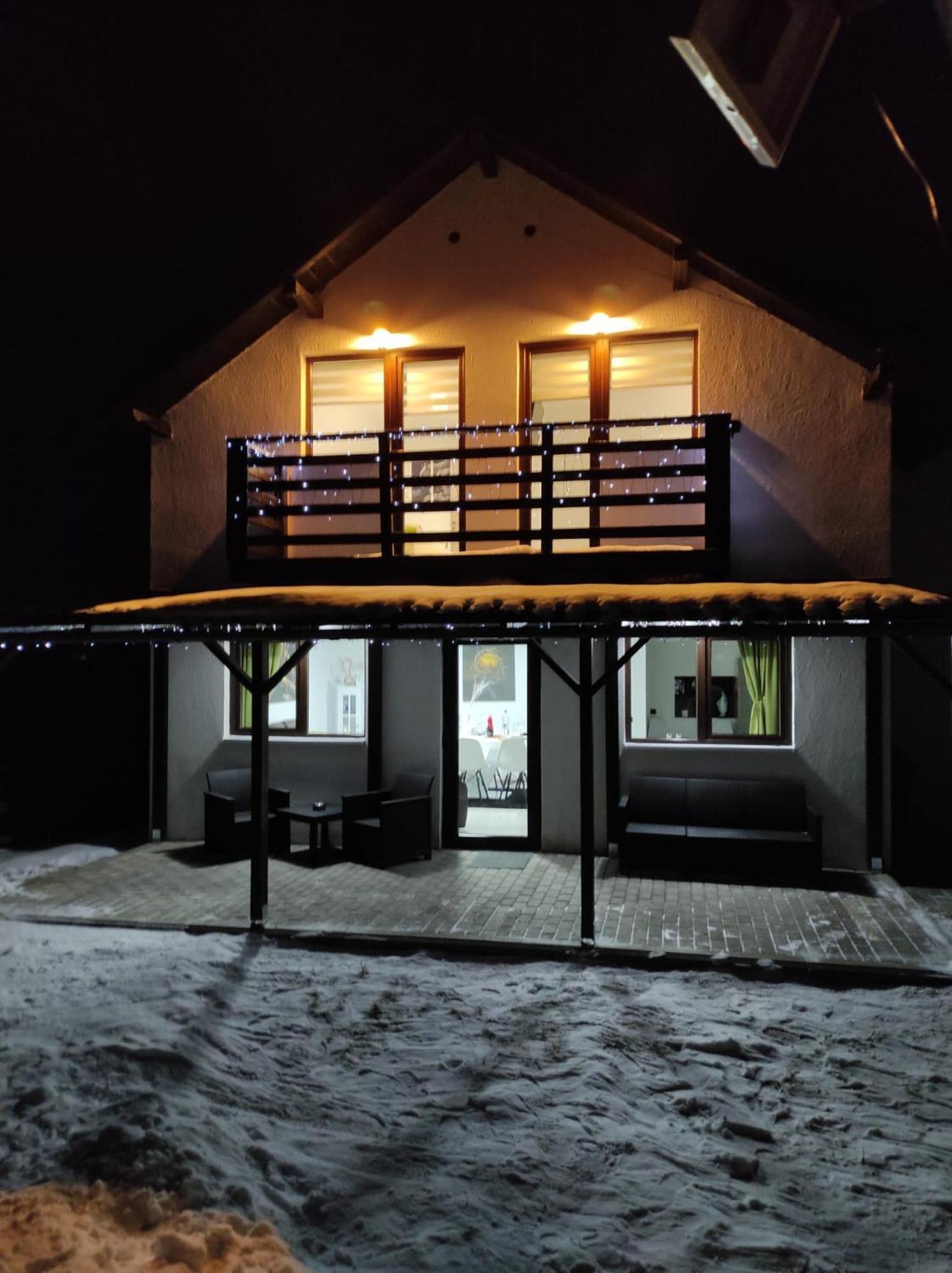 Vila Raisa Neagra Sarului Екстериор снимка